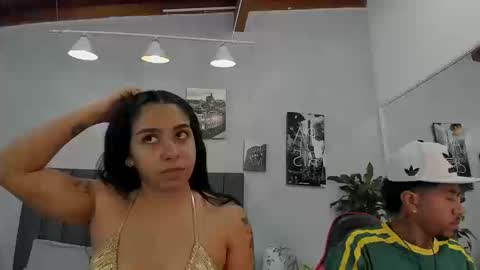 Snapshot of violet_and_myers chatting on September 25, 1:37 pm Violet and Myers online show from September 25, 1:37 pm