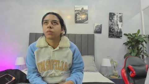 Snapshot of violet_and_myers chatting on September 30, 11:15 am Violet and Myers online show from September 30, 11:15 am