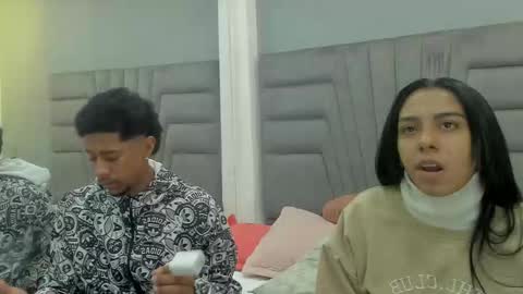 Snapshot of violet_and_myers chatting on October 7, 11:51 am Violet and Myers online show from October 7, 11:51 am