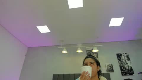 Snapshot of violet_and_myers chatting on October 13, 7:14 pm Violet and Myers online show from October 13, 7:14 pm