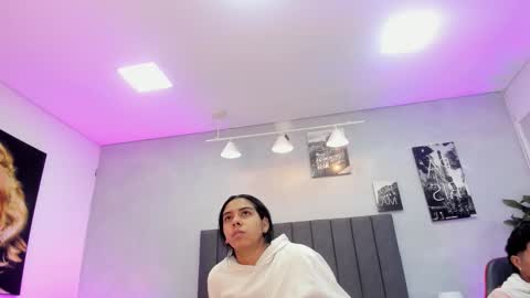 Violet and Myers online show from November 14, 12:48 pm