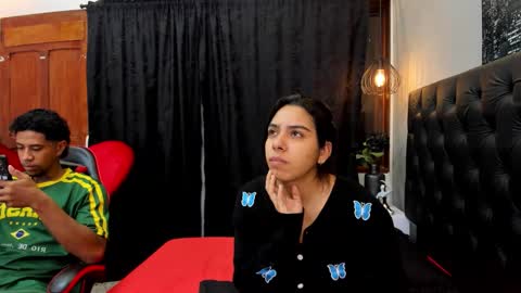 Violet and Myers online show from November 27, 10:50 am