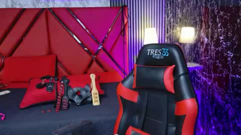 Snapshot of violet_bdsm chatting on April 21, 12:22 pm Violet online show from April 21, 12:22 pm