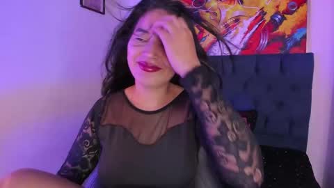           online show from November 14, 11:20 am