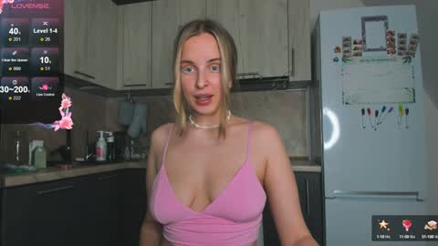 Violet online show from January 29, 2:21 pm