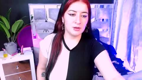 Violet  online show from September 16, 3:07 am