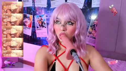 Violet Fiore online show from October 11, 7:45 pm