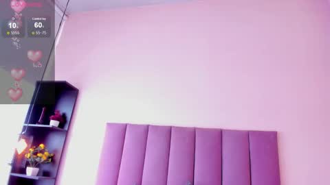 Snapshot of violet_myerrs chatting on March 11, 2:01 pm violet online show from March 11, 2:01 pm