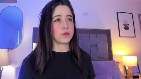 Snapshot of violet_nova1 chatting on July 20, 12:18 pm Violet Nova online show from July 20, 12:18 pm