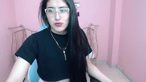 Snapshot of violet_raine_ chatting on October 20, 3:56 pm Violet online show from October 20, 3:56 pm