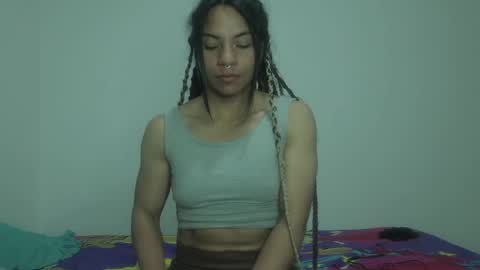 Snapshot of violet_smmithh chatting on January 28, 3:36 am Violet online show from January 28, 3:36 am