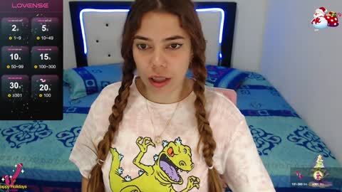 Snapshot of violet_stone22 chatting on December 14, 4:01 am Violeta online show from December 14, 4:01 am
