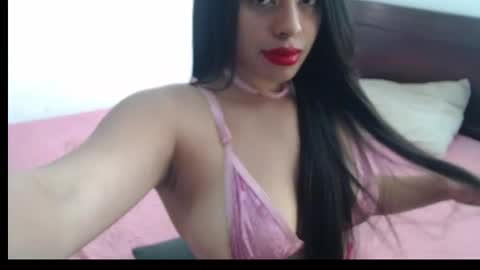 Snapshot of violeta_53 chatting on February 18, 12:06 pm Violeta online show from February 18, 12:06 pm