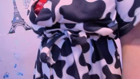 Snapshot of violeta_blaze1 chatting on April 21, 2:51 am Violeta online show from April 21, 2:51 am