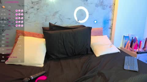 Violet  online show from November 7, 4:23 am