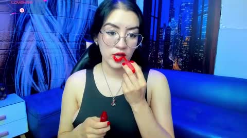     online show from February 12, 9:22 pm