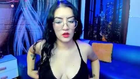     online show from February 14, 9:10 pm