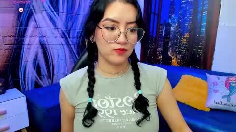     online show from March 6, 11:20 pm