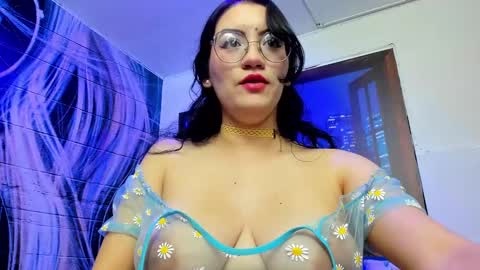     online show from March 11, 11:15 pm