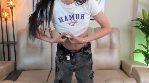 Snapshot of violeta_foxz chatting on September 29, 7:19 pm Violeta online show from September 29, 7:19 pm