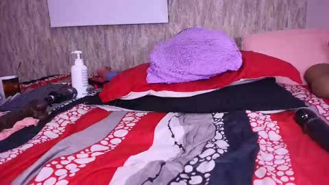 violeta london online show from February 25, 9:20 am