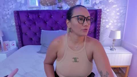 violeta_medina online show from September 28, 11:04 am