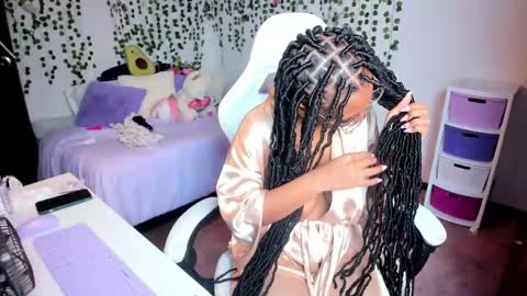 Violeta online show from December 10, 2:50 pm