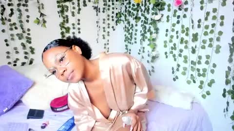 Violeta online show from February 5, 2:37 pm