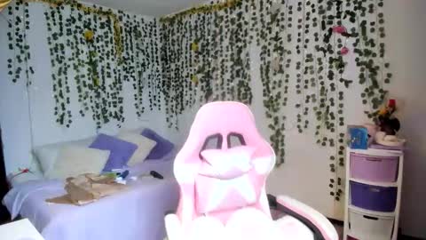 Violeta online show from January 8, 5:15 pm