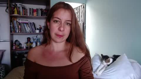 Violeta Peter online show from June 21, 8:55 pm
