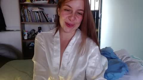 Violeta Peter online show from July 11, 9:38 pm