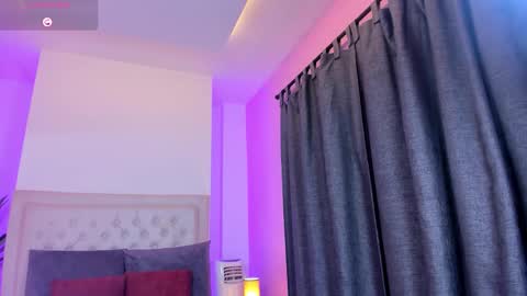 Snapshot of violeta_santanna chatting on March 6, 9:00 pm Sofi online show from March 6, 9:00 pm