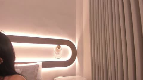 Snapshot of violeta_sum chatting on March 21, 12:32 pm Violeta Sum online show from March 21, 12:32 pm