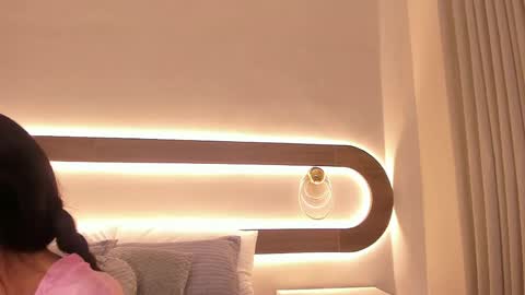 Snapshot of violeta_sum chatting on March 30, 12:39 pm Violeta Sum online show from March 30, 12:39 pm