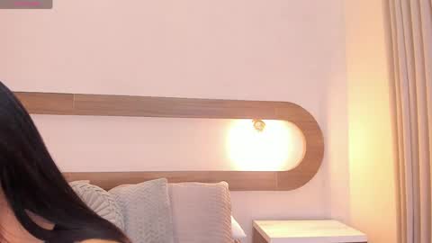 Violeta Sum online show from May 19, 12:11 pm