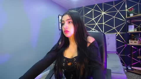 Snapshot of violeta_velle chatting on October 9, 1:53 pm violeta_velle online show from October 9, 1:53 pm