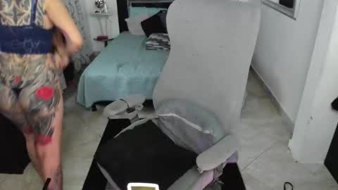 Violeta online show from March 15, 5:24 am