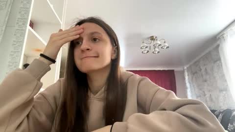 Snapshot of violetagrassham chatting on February 7, 9:35 am Eva online show from February 7, 9:35 am