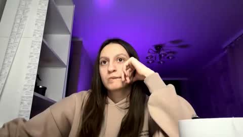 Snapshot of violetagrassham chatting on February 8, 5:05 pm Eva online show from February 8, 5:05 pm