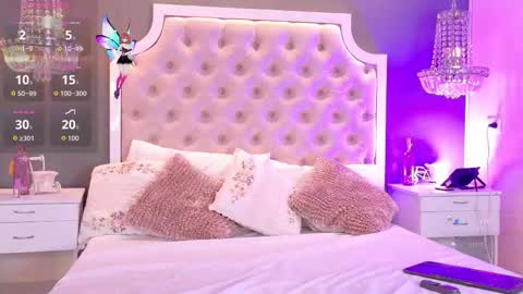 Cute Violet online show from October 19, 1:39 am