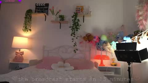 violeth___ online show from May 19, 11:38 am