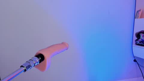 Violeth Hill online show from March 9, 7:59 pm