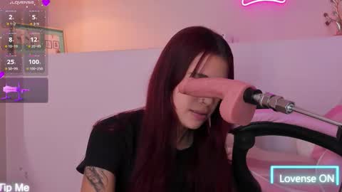 Violeth Hill online show from November 15, 7:54 pm