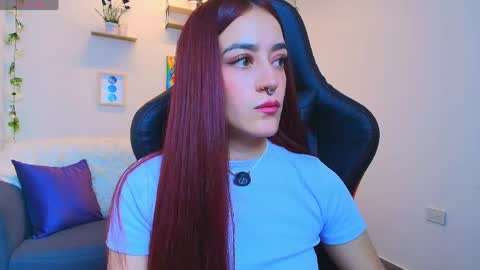 violeth_rosse_ online show from April 21, 1:42 am