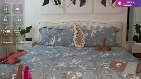 Snapshot of violetik888 chatting on May 15, 2:24 pm VioletBaby online show from May 15, 2:24 pm