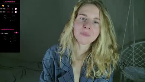 Violet  next stream December 6 online show from October 17, 9:28 pm