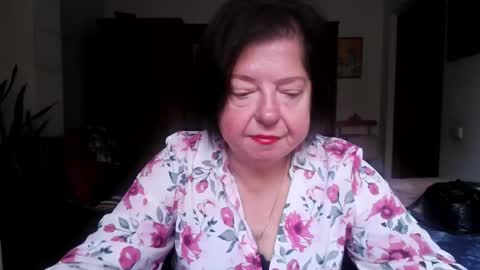 Snapshot of violetpulse chatting on October 18, 8:04 am violetpulse online show from October 18, 8:04 am