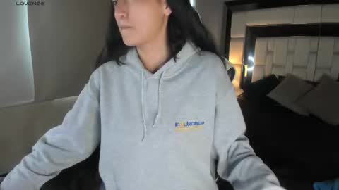 violetskinny online show from September 17, 6:53 pm