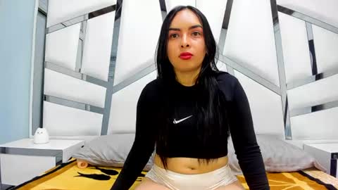 violett_bliss online show from July 2, 2:55 am