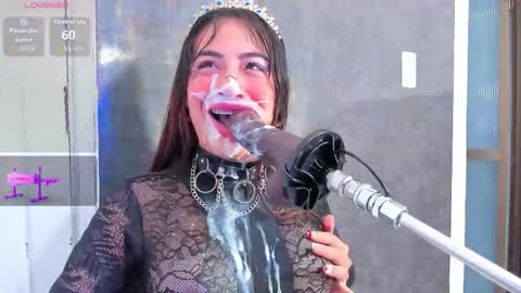 Violett online show from October 12, 6:34 am